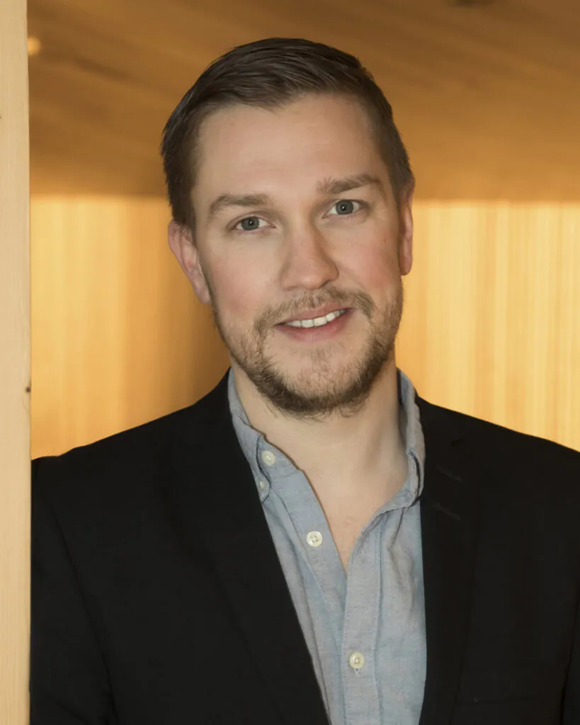 nils lundmark webb 819x1024