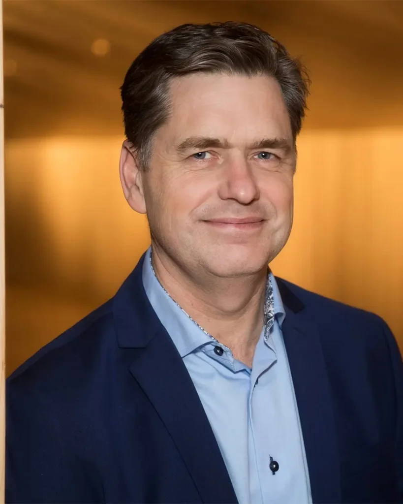 roger johansson 819x1024